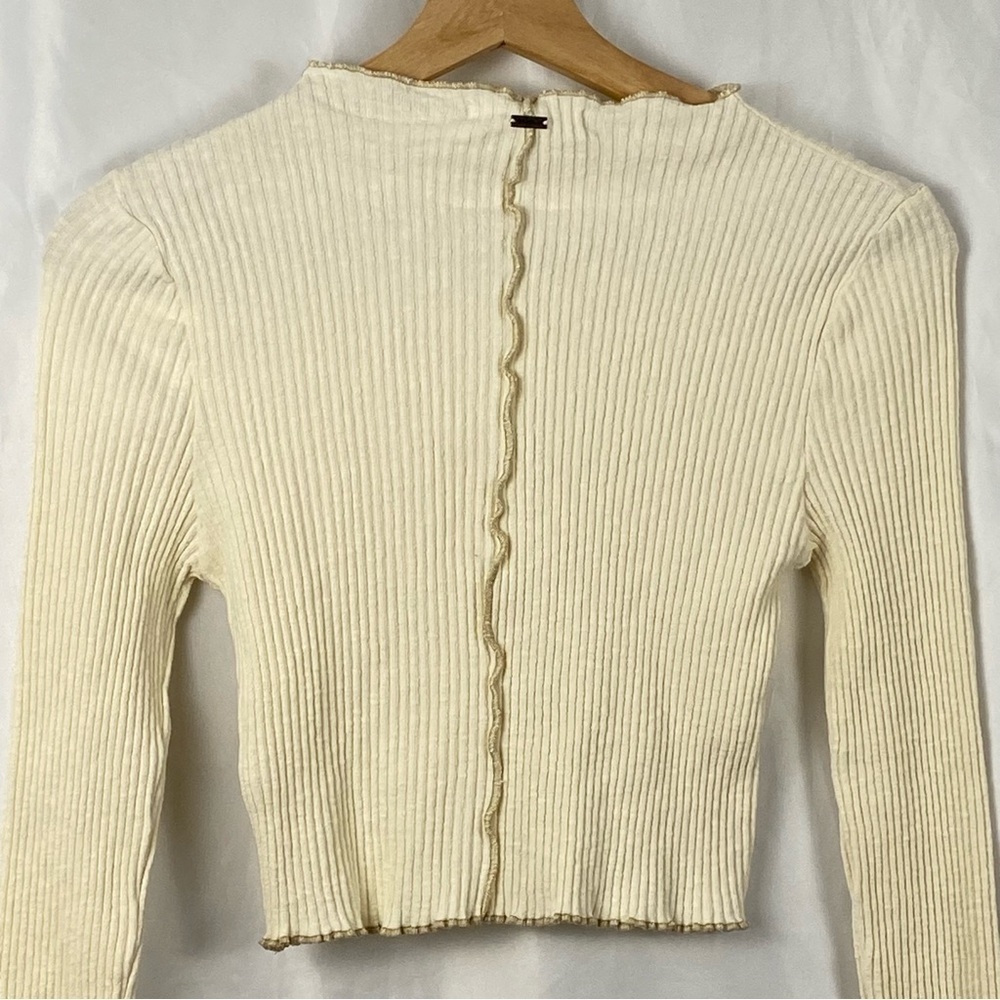O’Neill Cream Ribbed Y2K Long Sleeve Cropped Top Size Small - Picture 13 of 16